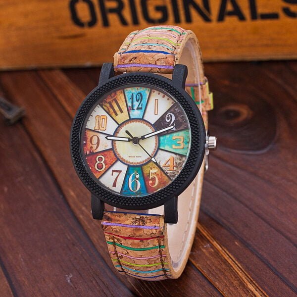 Vintage Women's Leather Quartz Wristwatch - Image 5