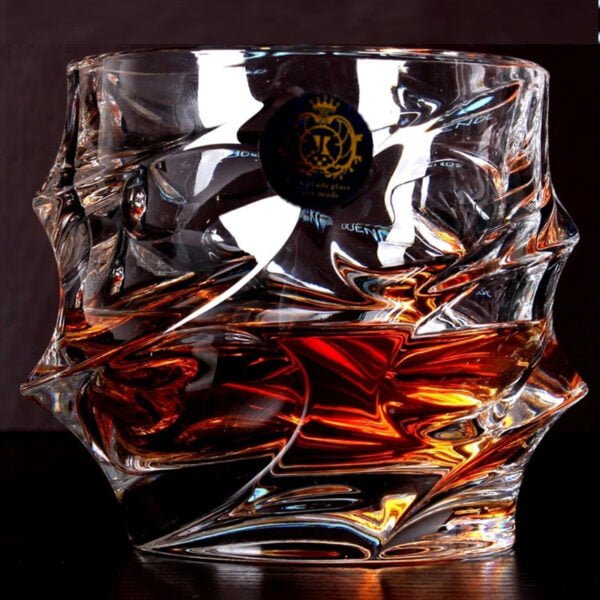 Close-up view of the elegant design and craftsmanship of the whisky glass